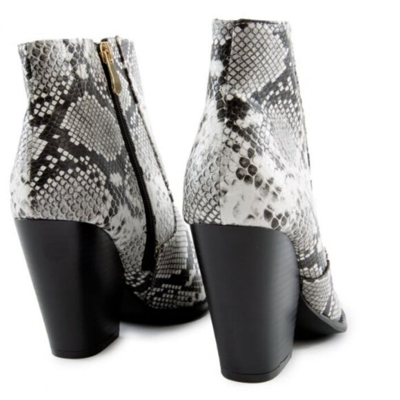 GLAZE-1 POINTY TOE BOOTIES - Picture 5 of 7